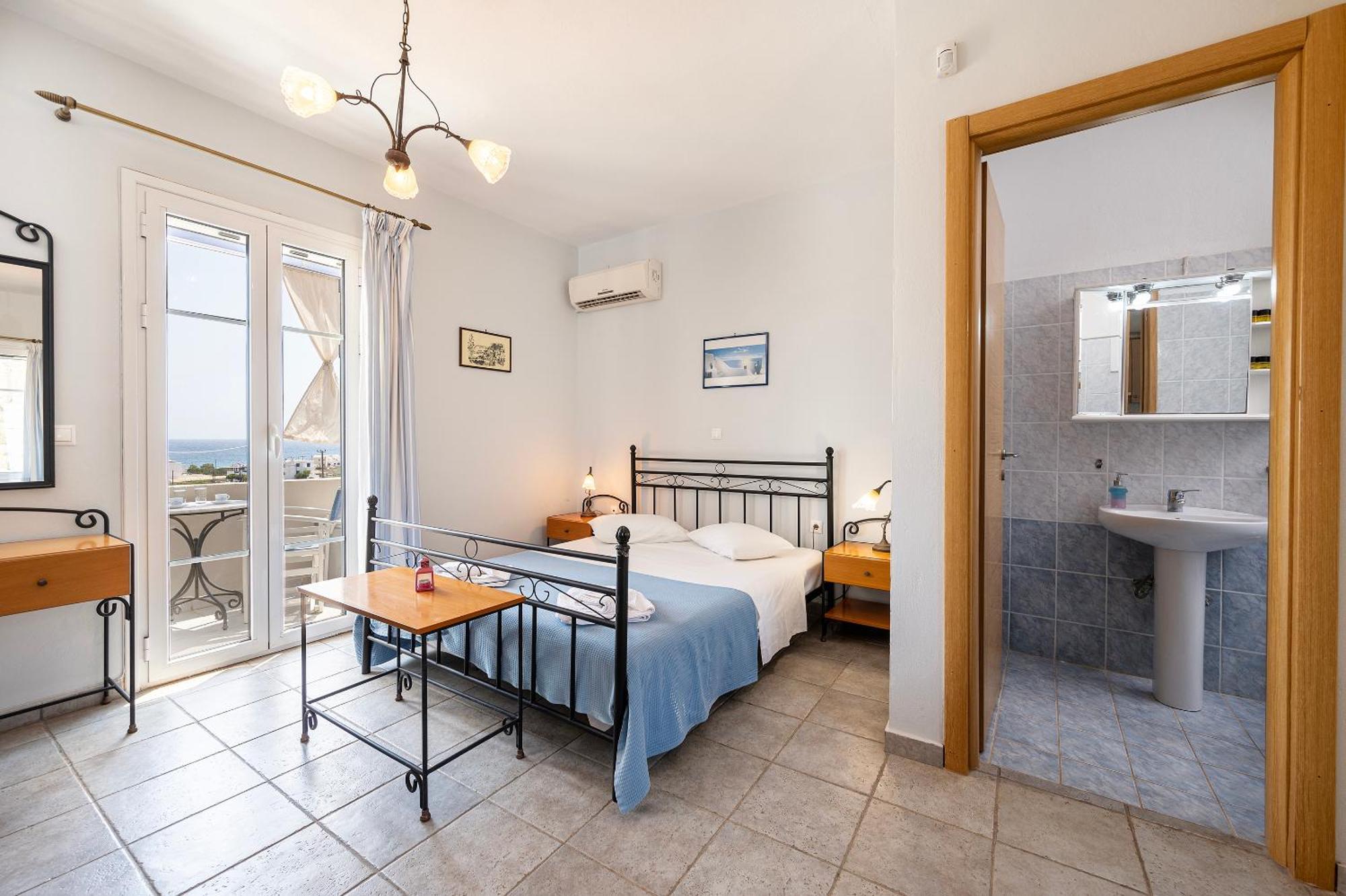 Agnadi Blue Apartments Diakofti Ngoại thất bức ảnh
